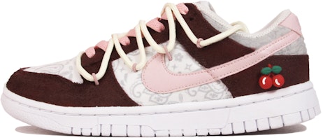 【定製球鞋】Nike Dunk Low ESS 夏日櫻桃 簡約解構 腰果花 低幫 板鞋 女款 酒紅粉色 Buy 【定製球鞋】Nike Dunk Low ESS 夏日櫻桃 簡約解構 腰果花 低幫 板鞋 女款 酒紅粉色