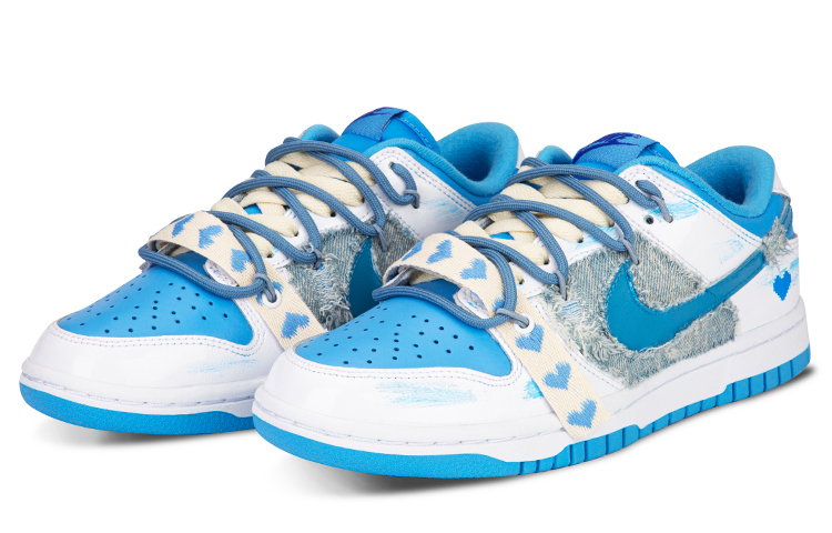 Lookbook (W) 나이키 덩크 로우 ESS '화이트 블루 데님 하트' (커스텀) DJ9955-101(TeamF-牛仔做旧复古)