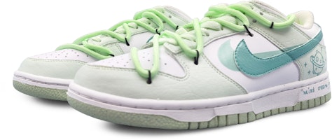 【訂製球鞋】Nike Dunk Low Next Nature 薄荷星球 清爽 夏日限定 雙鉤 解構 低筒 休閒鞋 女款 白淺綠 Lookbook 【訂製球鞋】Nike Dunk Low Next Nature 薄荷星球 清爽 夏日限定 雙鉤 解構 低筒 休閒鞋 女款 白淺綠