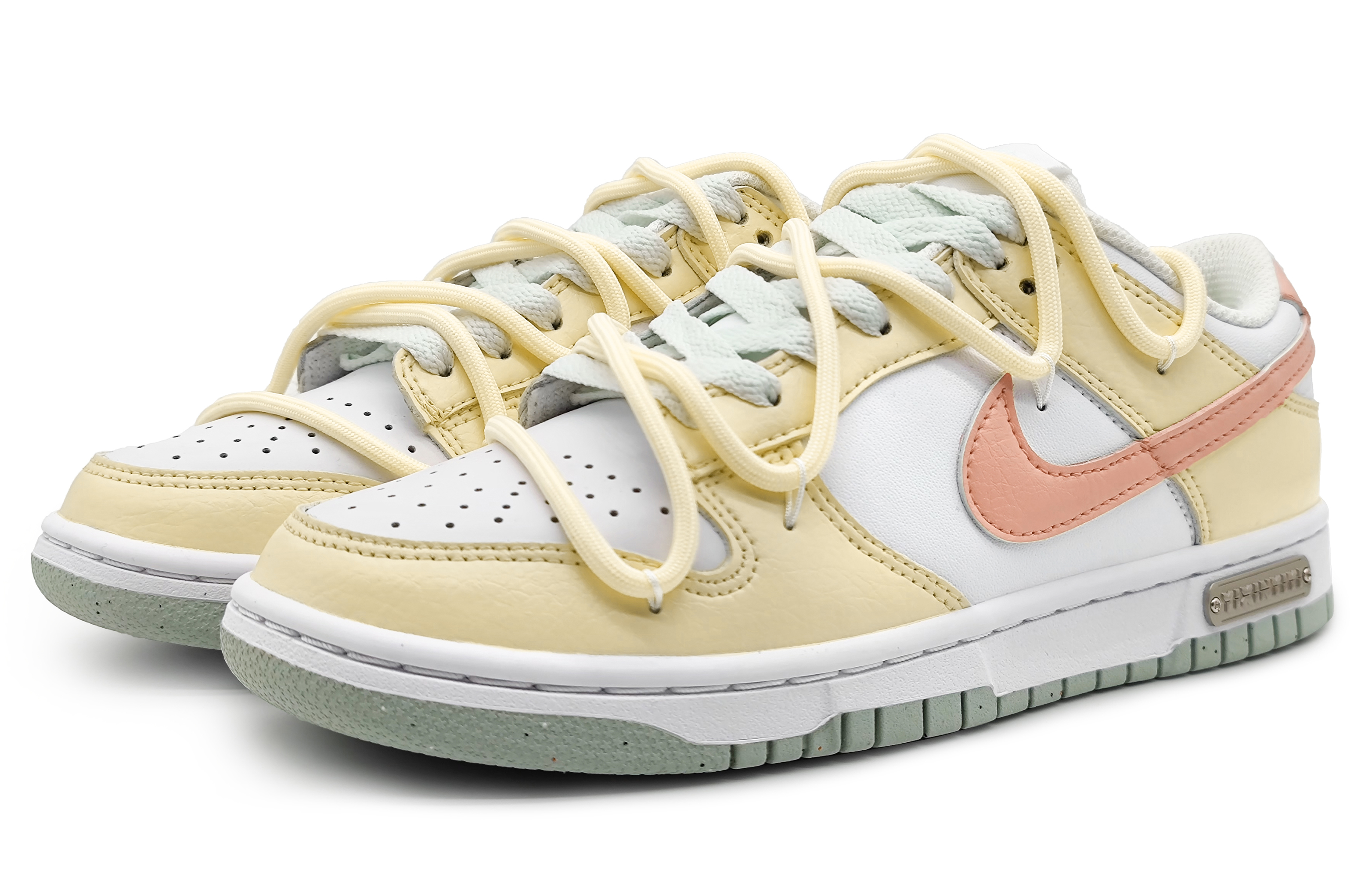 Lookbook (W) 【カスタムシューズ】(女性用) ナイキ ダンク ロー ネクストナチャー 'バブルティータロウ バレンタイン' DN1431-102(Team16-芋泥波波)