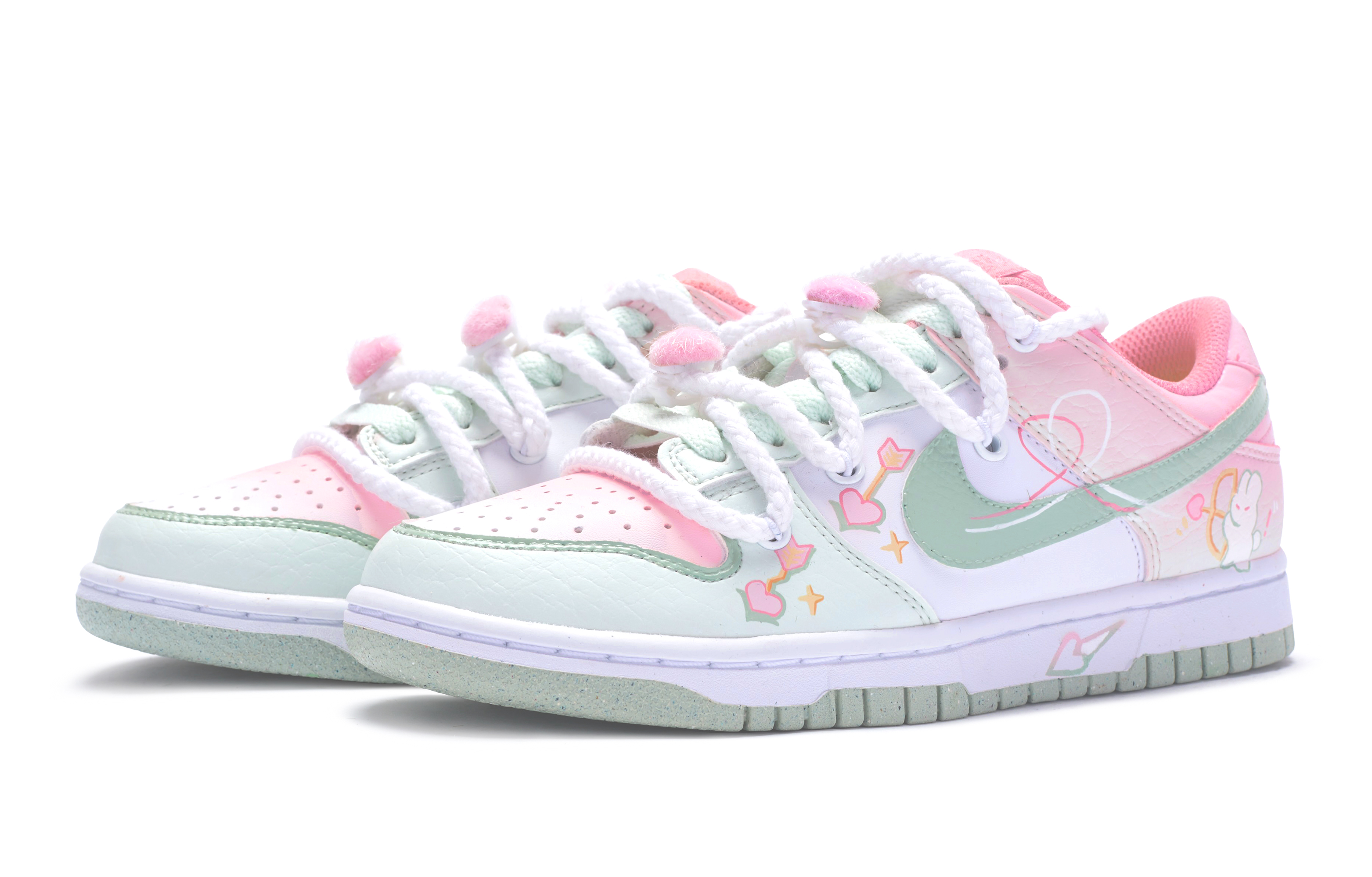 Shop 【定制球鞋】Nike Dunk Low Next Nature 遇箭 特殊鞋盒 手繪噴繪 休閒 低幫 板鞋 女款 白粉綠
