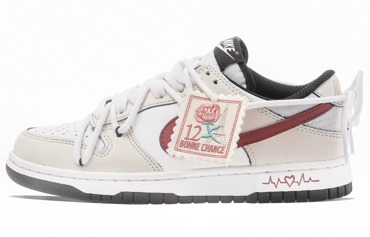 Buy (W) Sepatu Custom Nike Dunk Low Retro 'Beige Red' DD1503-101(Team34-过往)