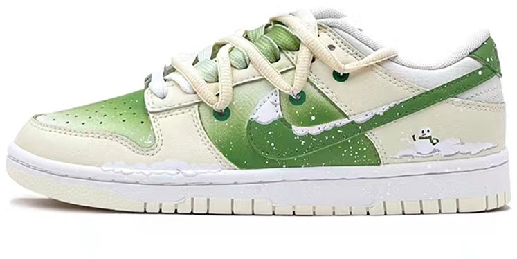 custom-shoes-women-nike-dunk-low-retro-christmas-snowman-and-tree
