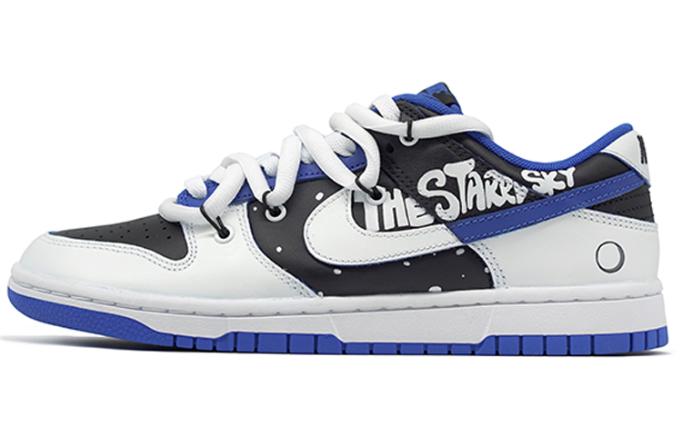 Buy (W) Zapatillas Nike Dunk Low Retro 'Tema Espacial Personalizado' CW1590-001(Team-R-女款-星途喷绘白黑蓝)