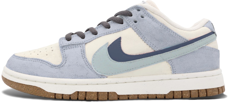 (W) 나이키 덩크 로우 SE '블루 코코넛 젤리 크리스마스' (shortened: 덩크 로우 '블루 젤리 크리스마스') DO9457-100(Team37-女款蓝椰奶冻) Buy (W) 나이키 덩크 로우 SE '블루 코코넛 젤리 크리스마스' (shortened: 덩크 로우 '블루 젤리 크리스마스') DO9457-100(Team37-女款蓝椰奶冻)