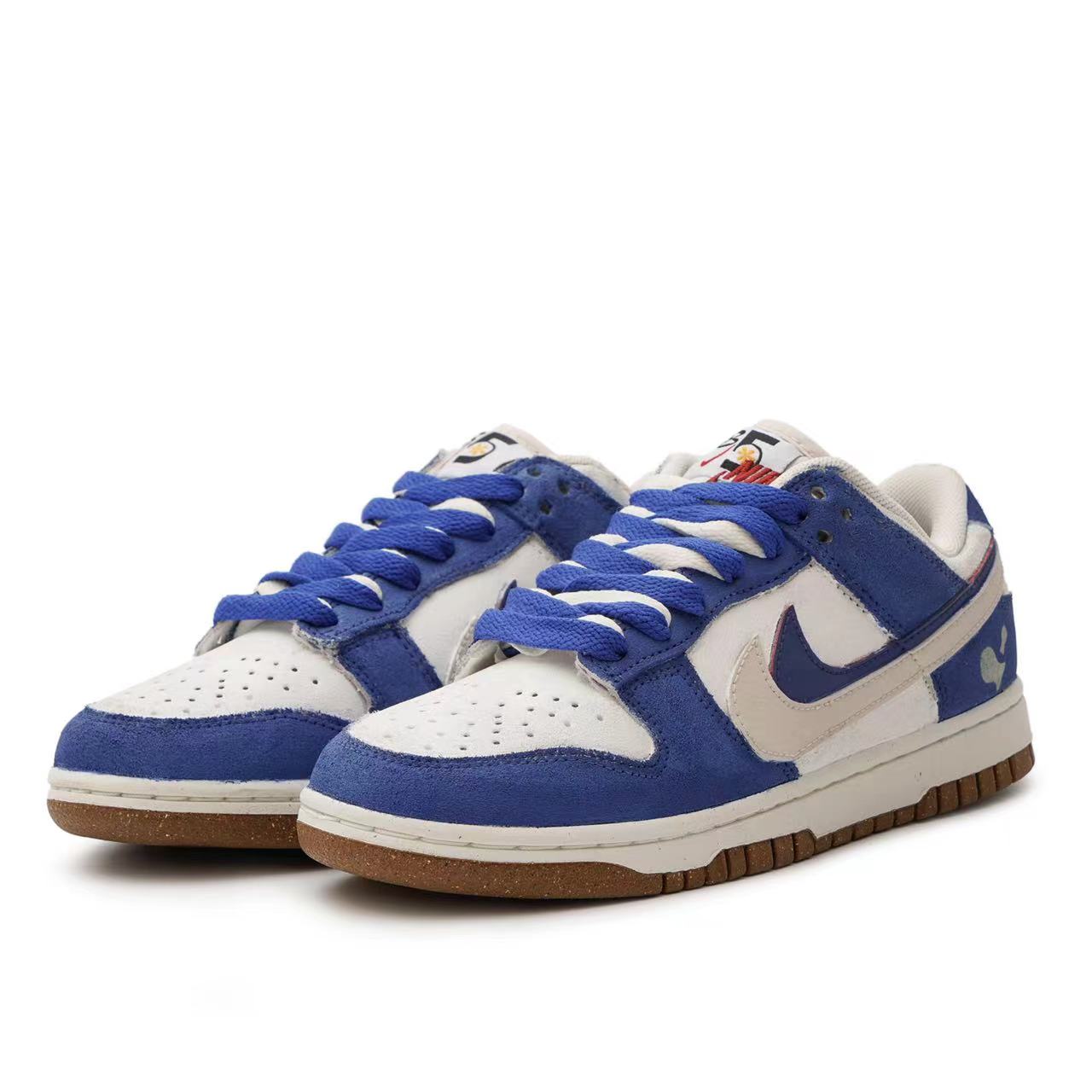 Lookbook (W) [カスタムシューズ] (女性用) ナイキ ダンク ロー SE 'ブルーホワイト' DO9457-100(Team33-男女款-小鱼果-蓝白)