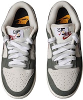 【定制球鞋】 Nike Dunk Low SE "85" 聖誕節主題 聖誕綠 低幫 板鞋 女款 灰綠白 Shop 【定制球鞋】 Nike Dunk Low SE "85" 聖誕節主題 聖誕綠 低幫 板鞋 女款 灰綠白