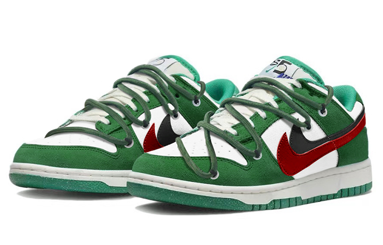 Lookbook (W) [Custom Sepatu] Nike Dunk Low SE 'Hijau Merah' DO9457-101(TeamY-女款复古美式街头绿红)