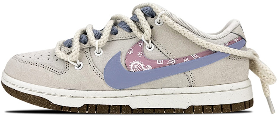 【定製球鞋】Nike Dunk Low SE 雙層 Swoosh 復古解構 vibe 腰果花 麻繩鞋帶 低幫 板鞋 女款 灰粉紫 Buy 【定製球鞋】Nike Dunk Low SE 雙層 Swoosh 復古解構 vibe 腰果花 麻繩鞋帶 低幫 板鞋 女款 灰粉紫