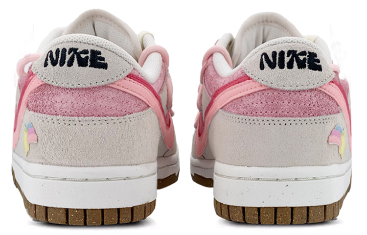 Shop (W) 【カスタムシューズ】ナイキ ダンク ロー SE 'グレイピンク レインボー刺繍' (女性用) DO9457-100(TeamK-淡粉彩虹QDS-BOX)
