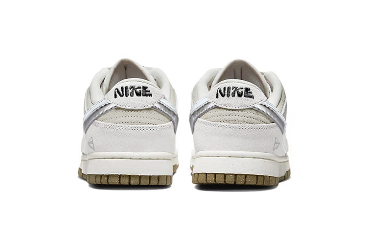 Shop (W) Zapatillas Nike Dunk Low SE 'Reverse Grey-White Doble Swoosh' DO9457-100(TeamY-女款纸飞机反转白银)