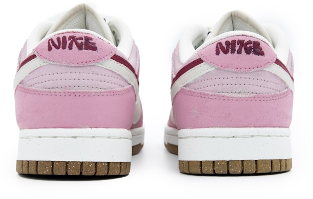 (W) 나이키 덩크 로우 SE '로즈 핑크 패치워크' (커스텀) DO9457-100(Team51-女款粉紫蔷薇) Shop (W) 나이키 덩크 로우 SE '로즈 핑크 패치워크' (커스텀) DO9457-100(Team51-女款粉紫蔷薇)