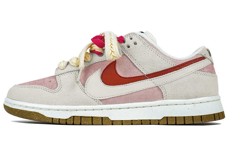 Buy (W) [Sepatu Custom] Nike Dunk Low SE 'Valentine's Day Abu Putih Pink' DO9457-100(Team陆-豆沙粉QD)