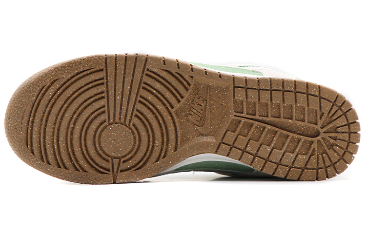 Details for (W) [Sneakers Kustom] Nike Dunk Low SE 'Putih Hijau Alpukat' DO9457-100(Team17-女款四叶草牛油果QD)