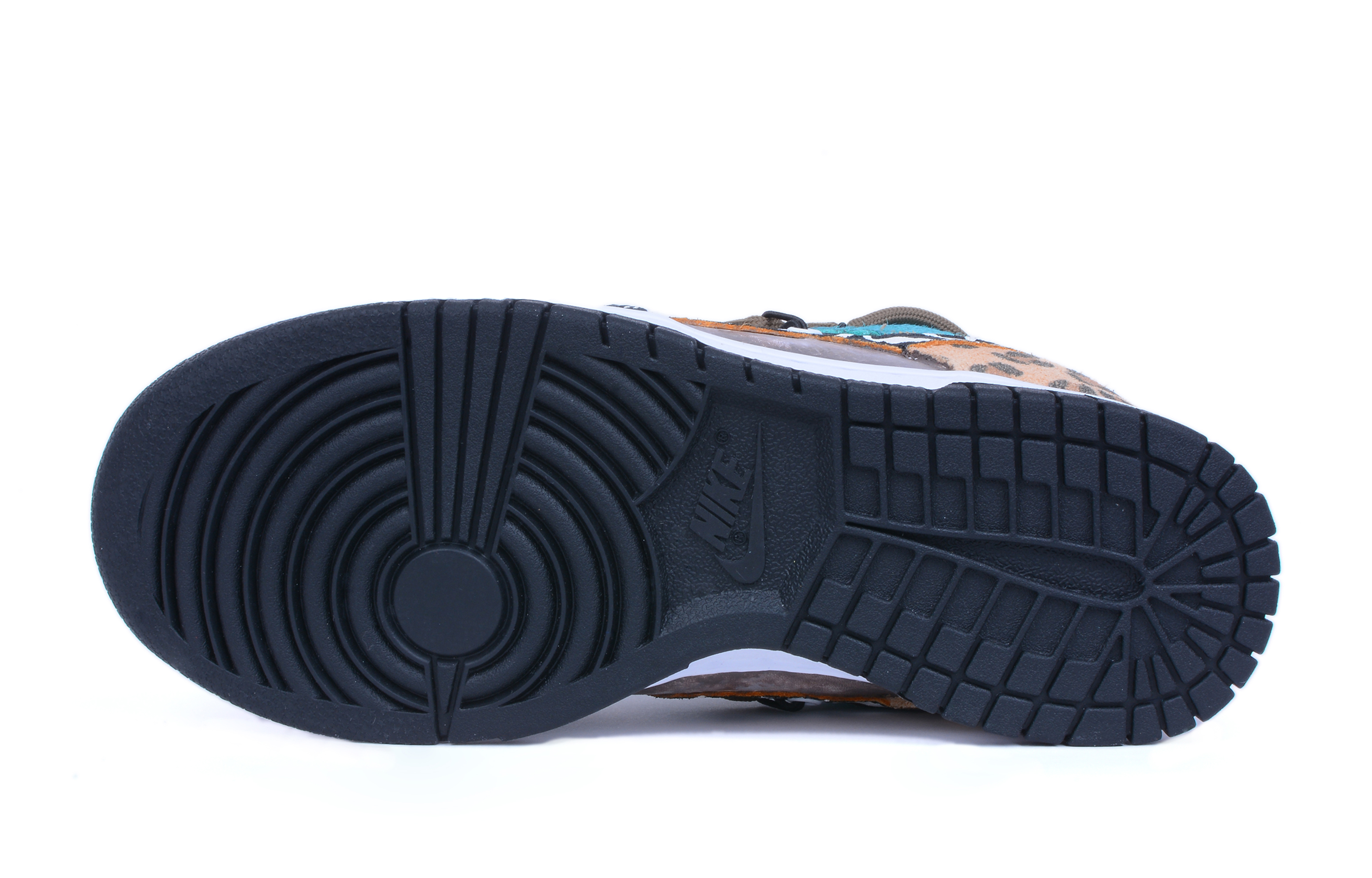 Purchase (W) 나이키 덩크 로우 SE '와일드 걸 패치워크 브라운' (Custom Shoes) DN3866-100(Team42-女款狂野女孩棕褐)