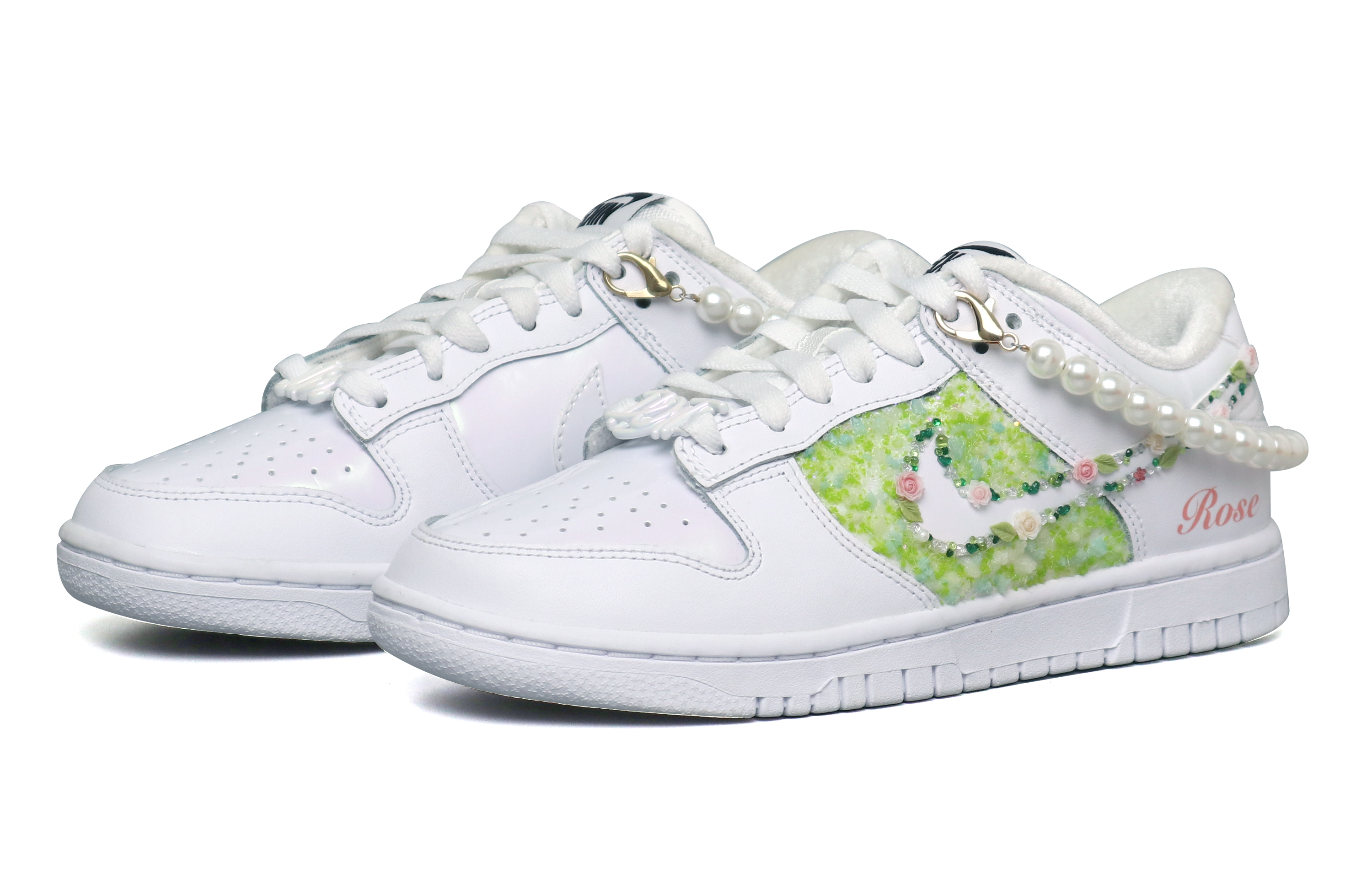 Shop 【訂製球鞋】Nike Dunk SE 3米3創造 莫內花園 小香風 貼鑽 珍珠 520禮遇 潮流 百搭 防滑減震耐磨透氣 低筒 板鞋 女款 白綠