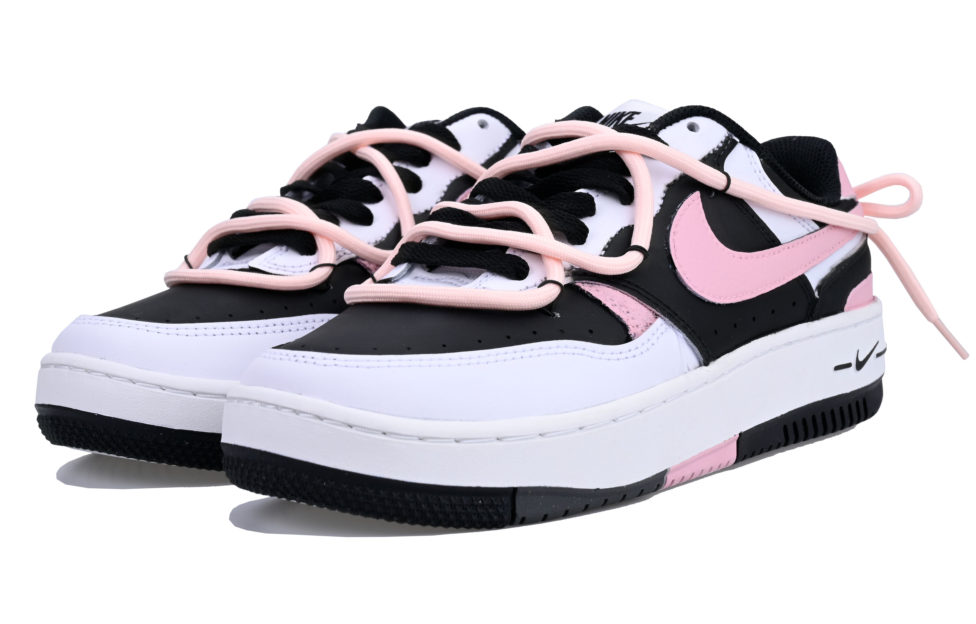 Lookbook 【訂製球鞋】Nike Gamma Force Vlad 甜心芭比 舒適 潮流 低幫 板鞋 女款 白黑粉