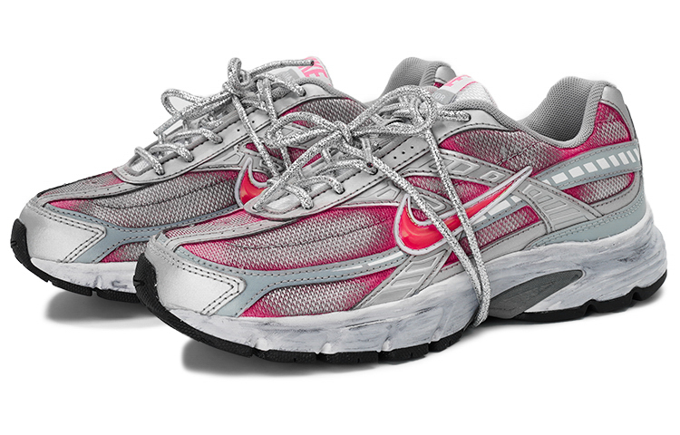 Lookbook 【訂製球鞋】 Nike Initiator 莓刻 活力 Y2K 復古科技 低筒 跑步鞋 女款 銀紅