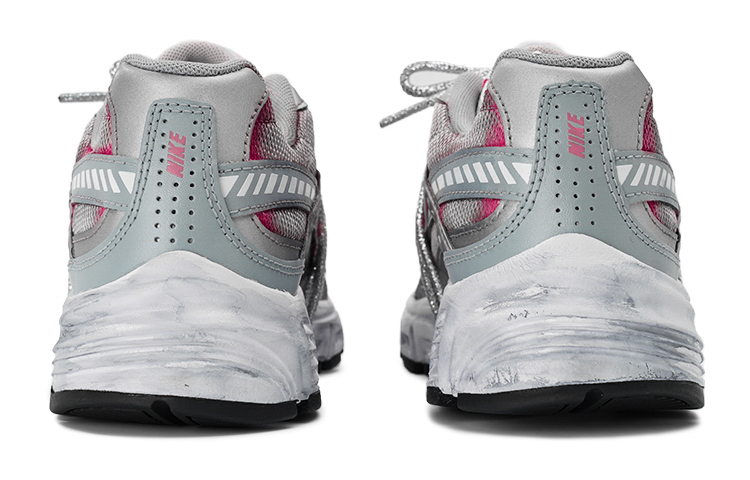 Shop 【訂製球鞋】 Nike Initiator 莓刻 活力 Y2K 復古科技 低筒 跑步鞋 女款 銀紅