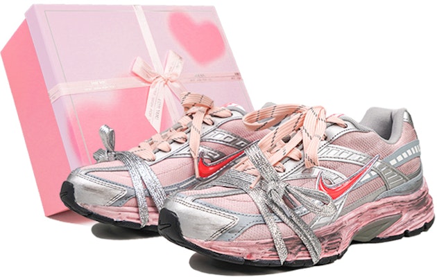 【定製球鞋】 Nike Initiator Risk 銀河甜心 綁帶 仿舊擦色 禮盒 透氣輕便 低筒 跑步鞋 女款 粉銀 Buy 【定製球鞋】 Nike Initiator Risk 銀河甜心 綁帶 仿舊擦色 禮盒 透氣輕便 低筒 跑步鞋 女款 粉銀