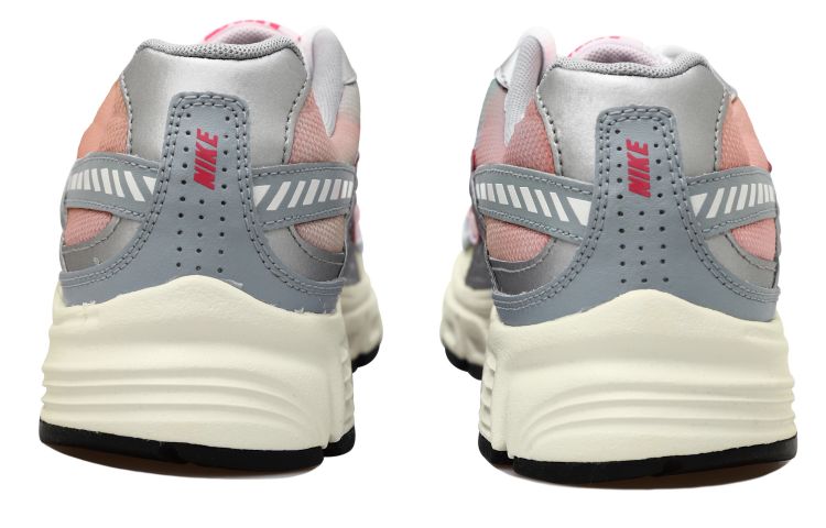 Lookbook 【訂製球鞋】 Nike Initiator 復古漸變炫彩 低筒跑步鞋 女款 白粉