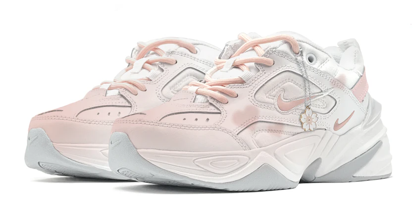 【定製球鞋】 Nike M2K Tekno愛心櫻花增高特殊禮盒低筒板鞋女款粉白 Lookbook 【定製球鞋】 Nike M2K Tekno愛心櫻花增高特殊禮盒低筒板鞋女款粉白