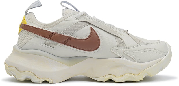 【客製化球鞋】 Nike TC 7900 織物皮革 莓雕 泡泡咖啡 美拉德風 防滑耐磨 低筒 生活休閒鞋 女款 奶白棕 Lookbook 【客製化球鞋】 Nike TC 7900 織物皮革 莓雕 泡泡咖啡 美拉德風 防滑耐磨 低筒 生活休閒鞋 女款 奶白棕