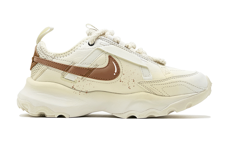 Lookbook [Custom Shoes] (Women) Nike TC 7900 'White Romantic Declaration'