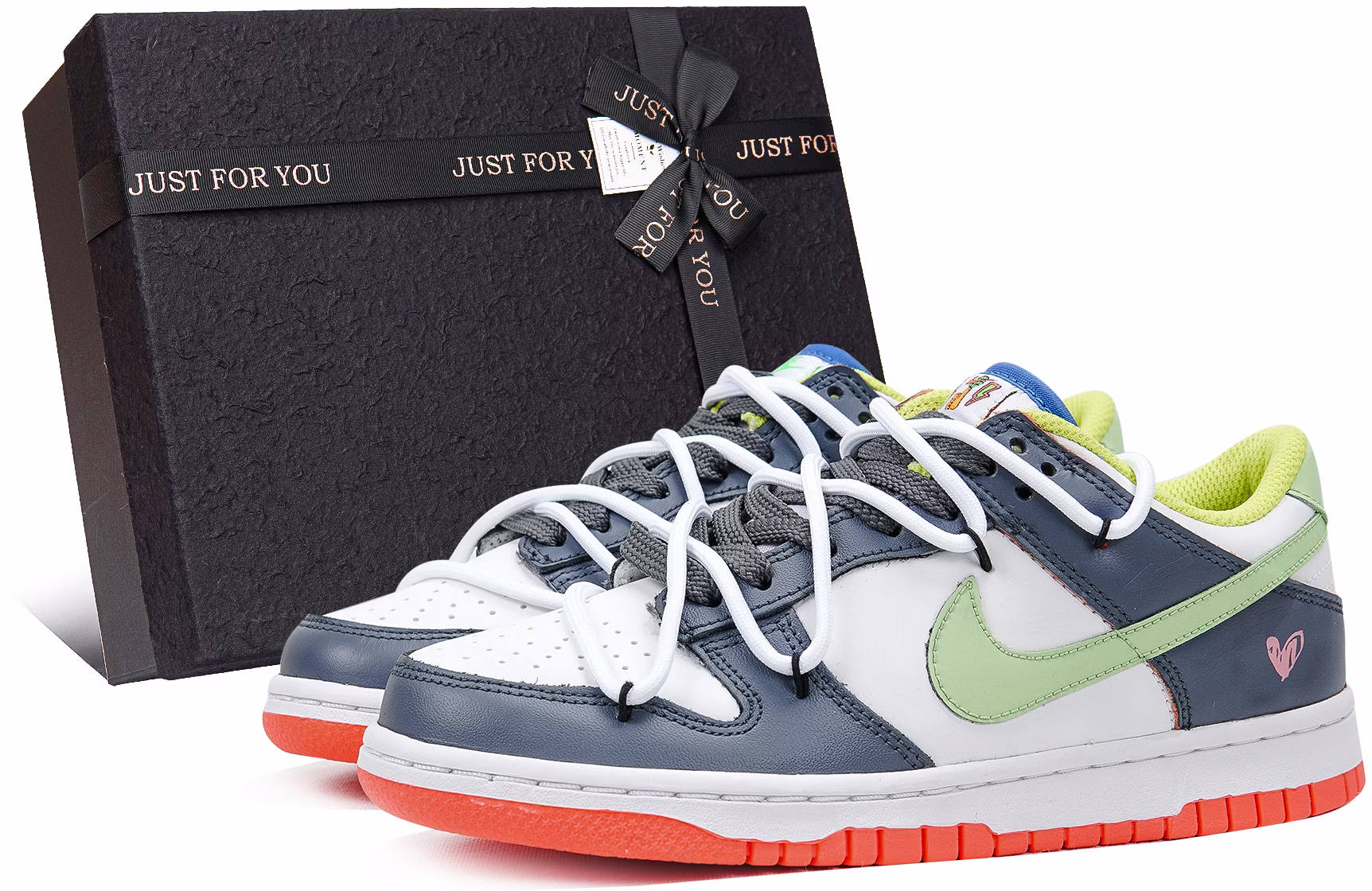 custom-shoes-women-nike-the-custom-sneaker-lab-x-dunk-low-summer-love-avocado-heart-grey-green