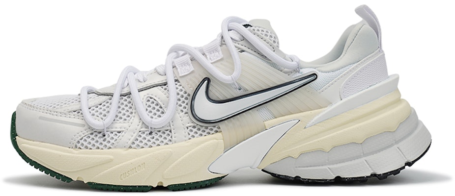 【客製球鞋】Nike V2K Run 莓刻 白白奶泡 簡約風 減震防滑 低筒 跑步鞋 女款 白黑 Buy 【客製球鞋】Nike V2K Run 莓刻 白白奶泡 簡約風 減震防滑 低筒 跑步鞋 女款 白黑