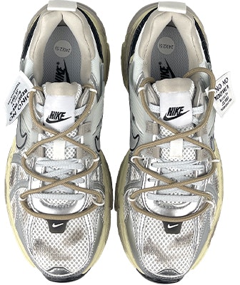 【客製化球鞋】Nike V2K Run 荒漠廢土 老化解構 逃逸日記 織物減震耐磨透氣包覆性輕便 低筒 休閒跑步鞋 女款 銀棕 Purchase 【客製化球鞋】Nike V2K Run 荒漠廢土 老化解構 逃逸日記 織物減震耐磨透氣包覆性輕便 低筒 休閒跑步鞋 女款 銀棕