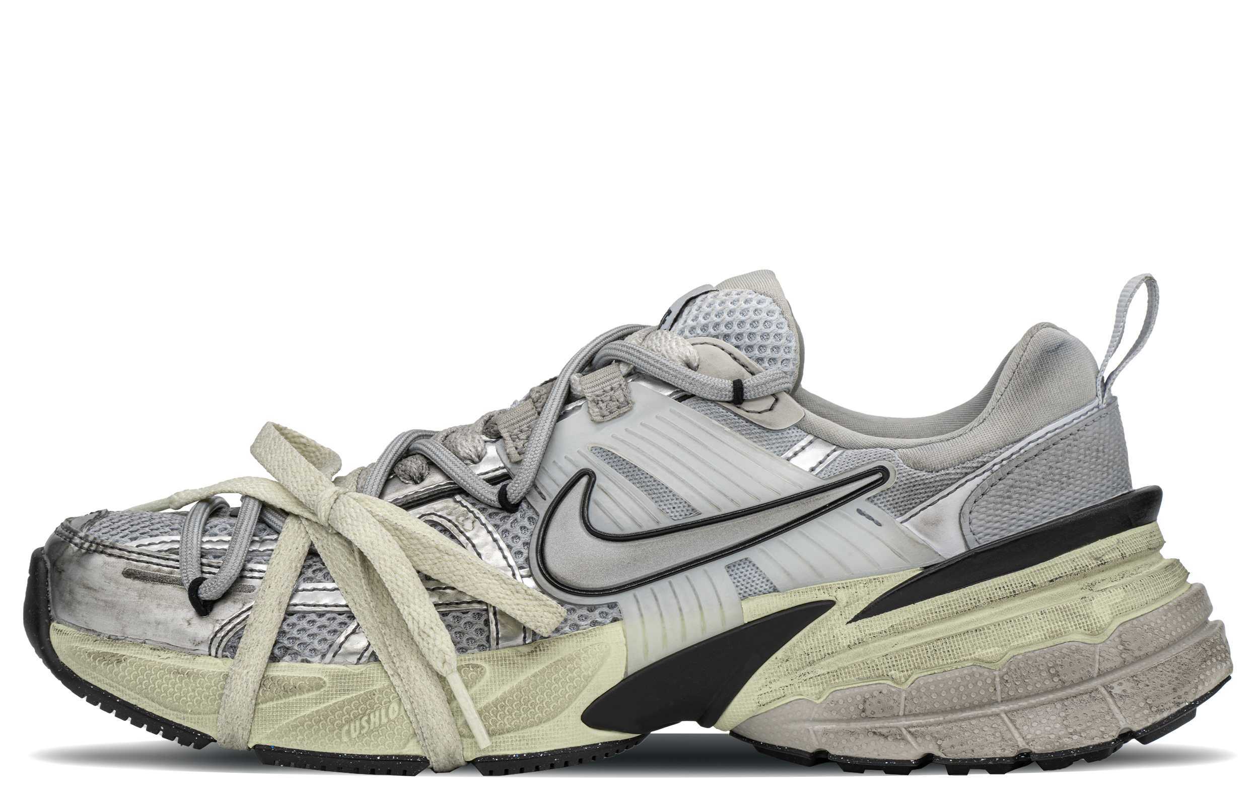 Buy (W) 나이키 V2K 런 'FZBB 스트릿 낡음' (Nike V2K Run 'FZBB Street Worn') FD0736-100-486768