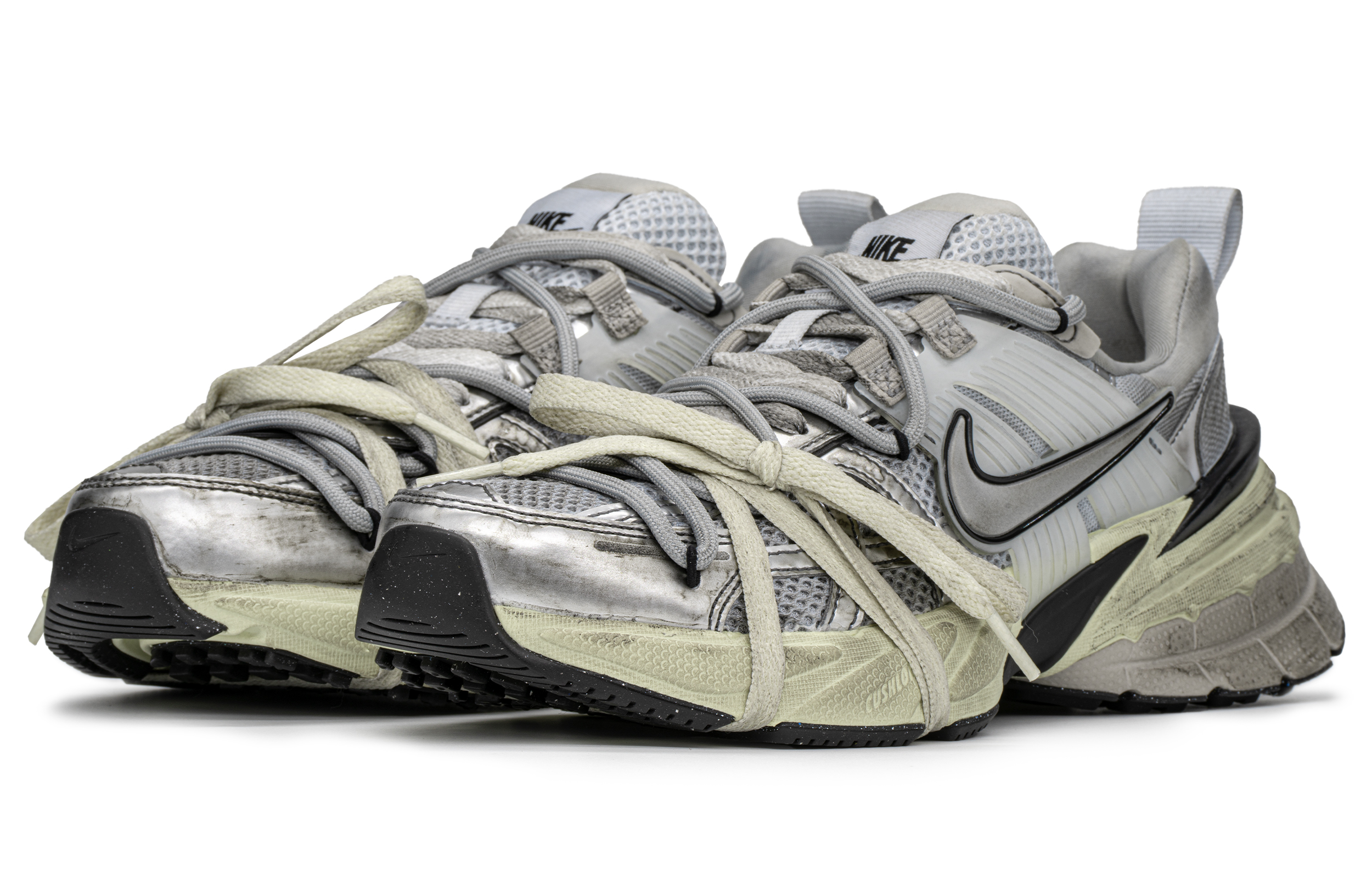 Lookbook (W) 나이키 V2K 런 'FZBB 스트릿 낡음' (Nike V2K Run 'FZBB Street Worn') FD0736-100-486768