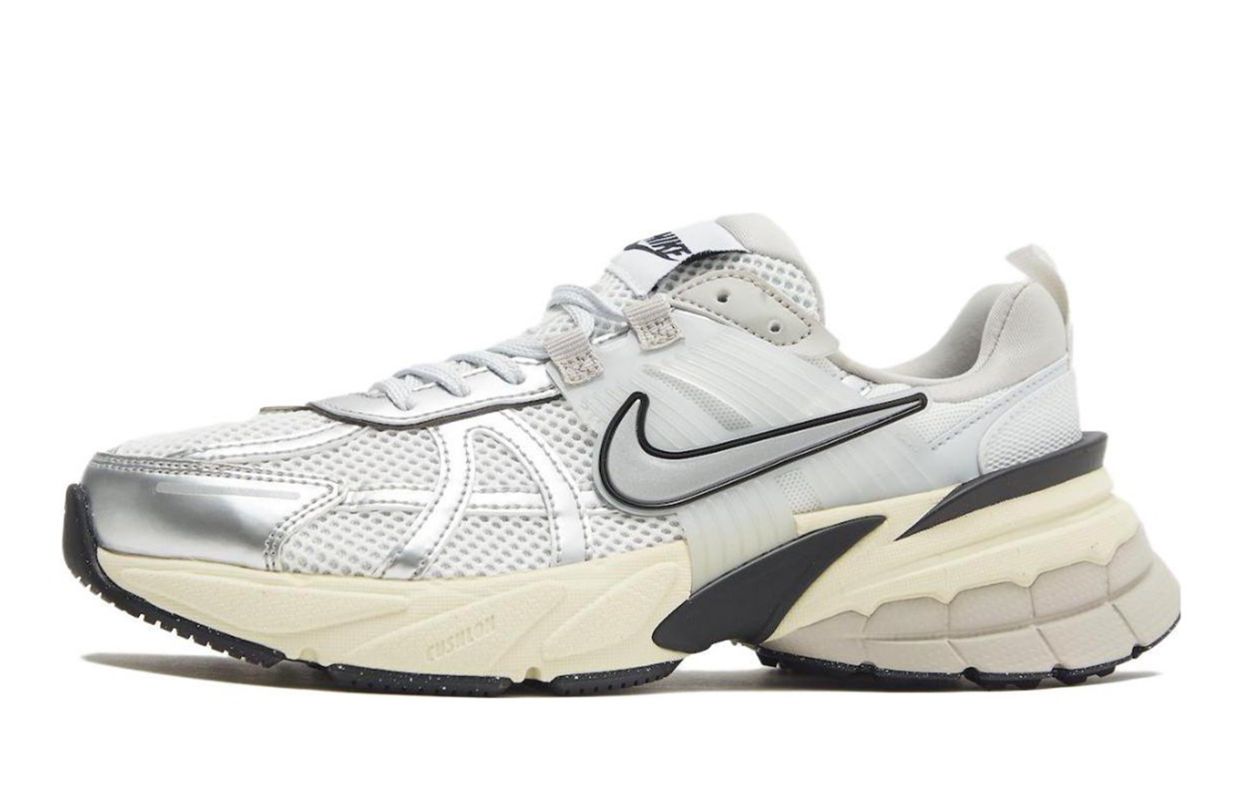 Sizing (W) 나이키 V2K 런 'FZBB 스트릿 낡음' (Nike V2K Run 'FZBB Street Worn') FD0736-100-486768