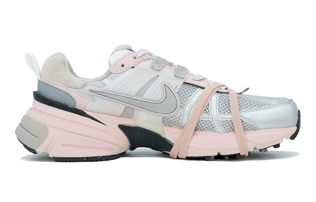 (W) 나이키 V2K 런 '실버 핑크 갤럭시 걸' (커스텀) FD0736-100(Team163-银河少女) Lookbook (W) 나이키 V2K 런 '실버 핑크 갤럭시 걸' (커스텀) FD0736-100(Team163-银河少女)