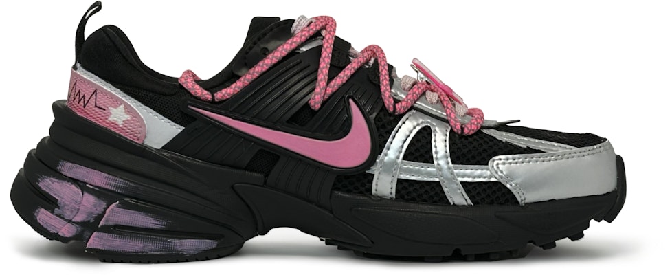 (W) カスタム Nike V2K ランテク "黒ピンク・ロマパンク" FD0736-100(Team186-少女设定) Lookbook (W) カスタム Nike V2K ランテク "黒ピンク・ロマパンク" FD0736-100(Team186-少女设定)