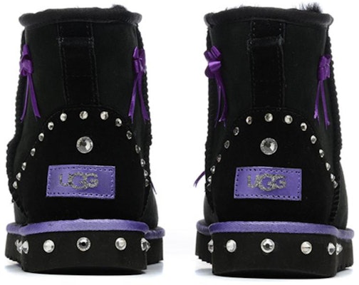 (W) UGG 클래식 미니 '블랙 러브 프린트' (커스텀) 1016222-BLK(Team54)爱心印贴 Purchase (W) UGG 클래식 미니 '블랙 러브 프린트' (커스텀) 1016222-BLK(Team54)爱心印贴