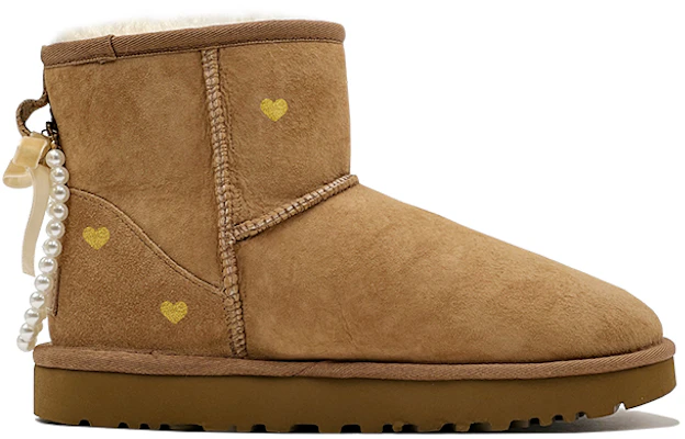 【訂製球鞋】UGG CLASSIC MINI 羊皮 舒適休閒 珍珠蝴蝶結 小愛心 低筒 雪地靴 女款 栗色 Order 【訂製球鞋】UGG CLASSIC MINI 羊皮 舒適休閒 珍珠蝴蝶結 小愛心 低筒 雪地靴 女款 栗色