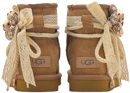 【訂製球鞋】 UGG CLASSIC MINI 新年穿搭 美拉德風 蕾絲花花 舒適保暖 短筒 雪地靴 女款 栗色 Purchase 【訂製球鞋】 UGG CLASSIC MINI 新年穿搭 美拉德風 蕾絲花花 舒適保暖 短筒 雪地靴 女款 栗色