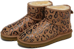 【訂製球鞋】 UGG 羊皮 保暖 舒適百搭 時尚潮流 短筒 雪地靴 女款 棕褐色 Shop 【訂製球鞋】 UGG 羊皮 保暖 舒適百搭 時尚潮流 短筒 雪地靴 女款 棕褐色