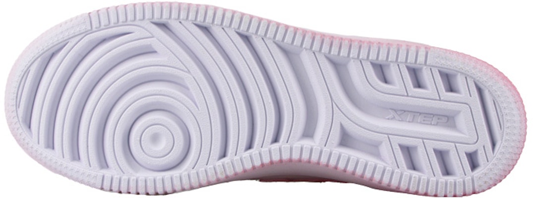 (W) 【カスタムシューズ】(女性用)Xtep 低カット「ロマンチックレッドグラデ - ハートペンダント」 881218319851白色(Team-58渐变红色) Purchase (W) 【カスタムシューズ】(女性用)Xtep 低カット「ロマンチックレッドグラデ - ハートペンダント」 881218319851白色(Team-58渐变红色)