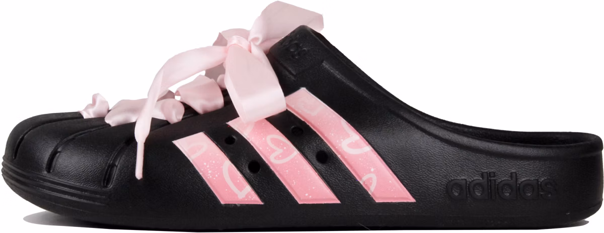 custom-shoes-adidas-adilette-clogs-black-pink-heart-graffiti