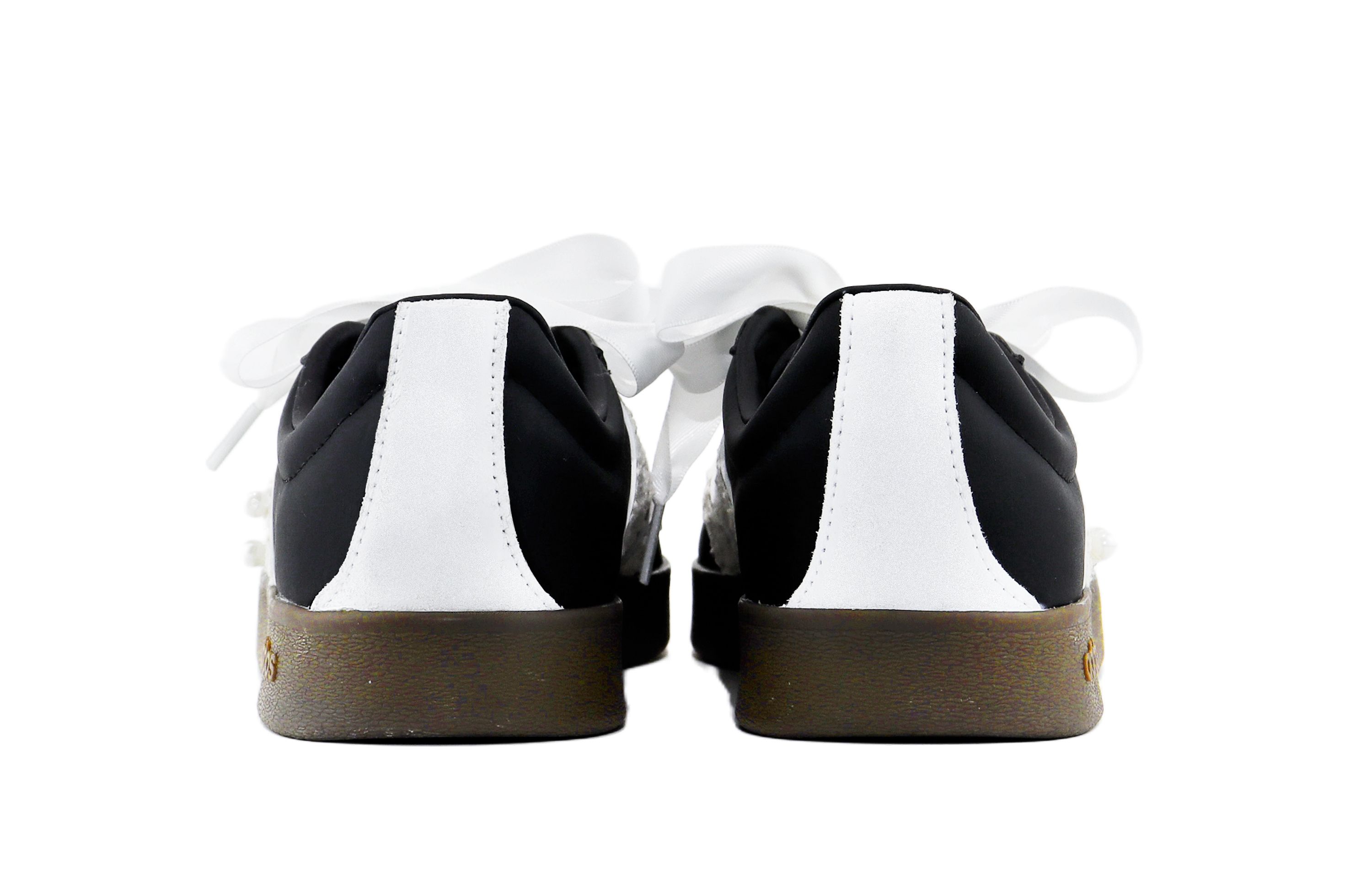 Details for 【定制運動鞋】adidas Court 智慧果 小步舞曲 芭蕾風 珍珠 防滑耐磨 百搭 低筒 板鞋 男女同款 黑白