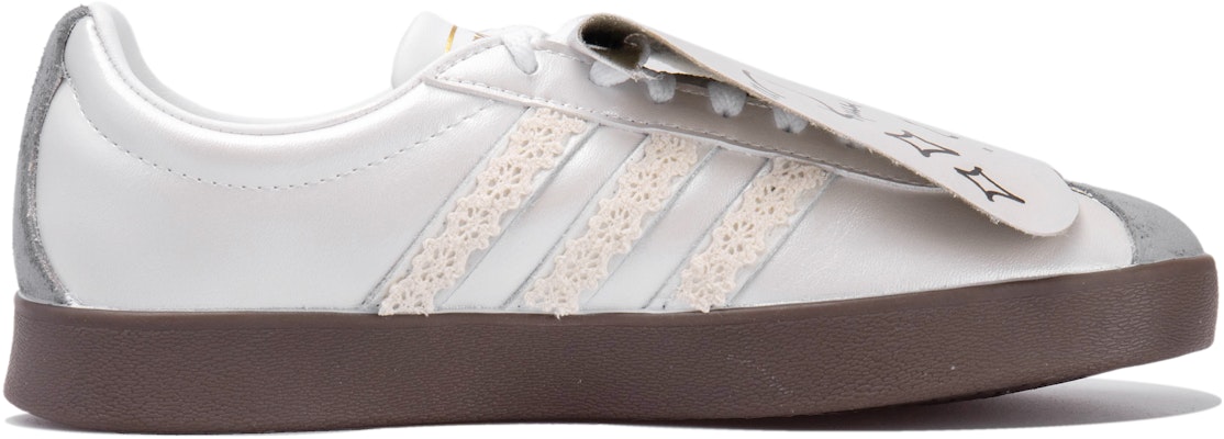 아디다스 코트 '실버 스프링 하트 그라피티' (커스텀 슈즈) ID6015(Team拾玖-银色山泉S-BOX) Lookbook 아디다스 코트 '실버 스프링 하트 그라피티' (커스텀 슈즈) ID6015(Team拾玖-银色山泉S-BOX)