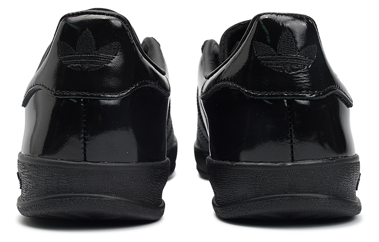 Purchase 【客製化球鞋】adidas originals Gazelle 莓刻 黑銀雕花 極簡風 耐磨防滑 低筒 板鞋 男女款 銀黑