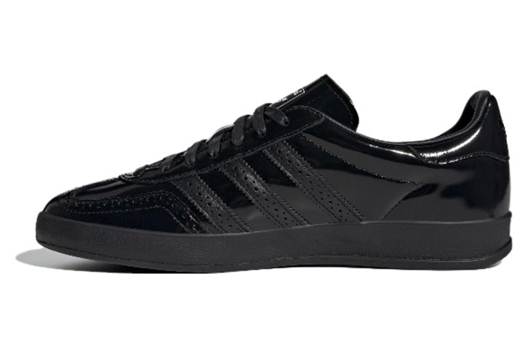 Sizing 【客製化球鞋】adidas originals Gazelle 莓刻 黑銀雕花 極簡風 耐磨防滑 低筒 板鞋 男女款 銀黑