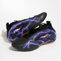 【客製化球鞋】 adidas Harden Vol. 8 暴風之眼 紫色閃電 戰鬥系 抗震耐磨回彈 低筒 籃球鞋 男女款 黑紫 2