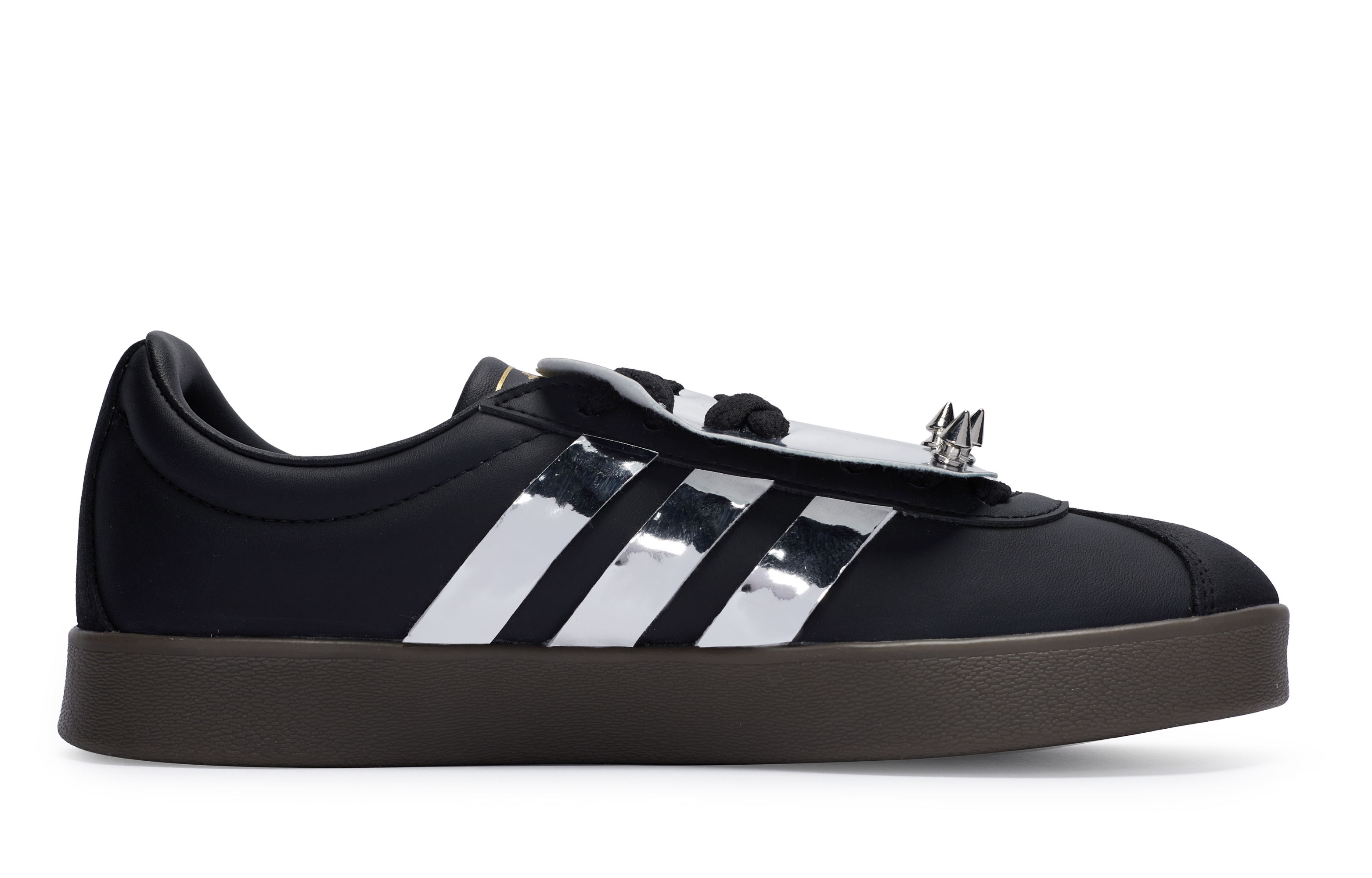 Lookbook 【定製球鞋】 adidas neo Vl Court 811製造 五金故事 搖滾龐克風 鉚釘  低筒 板鞋 男女同款 黑銀