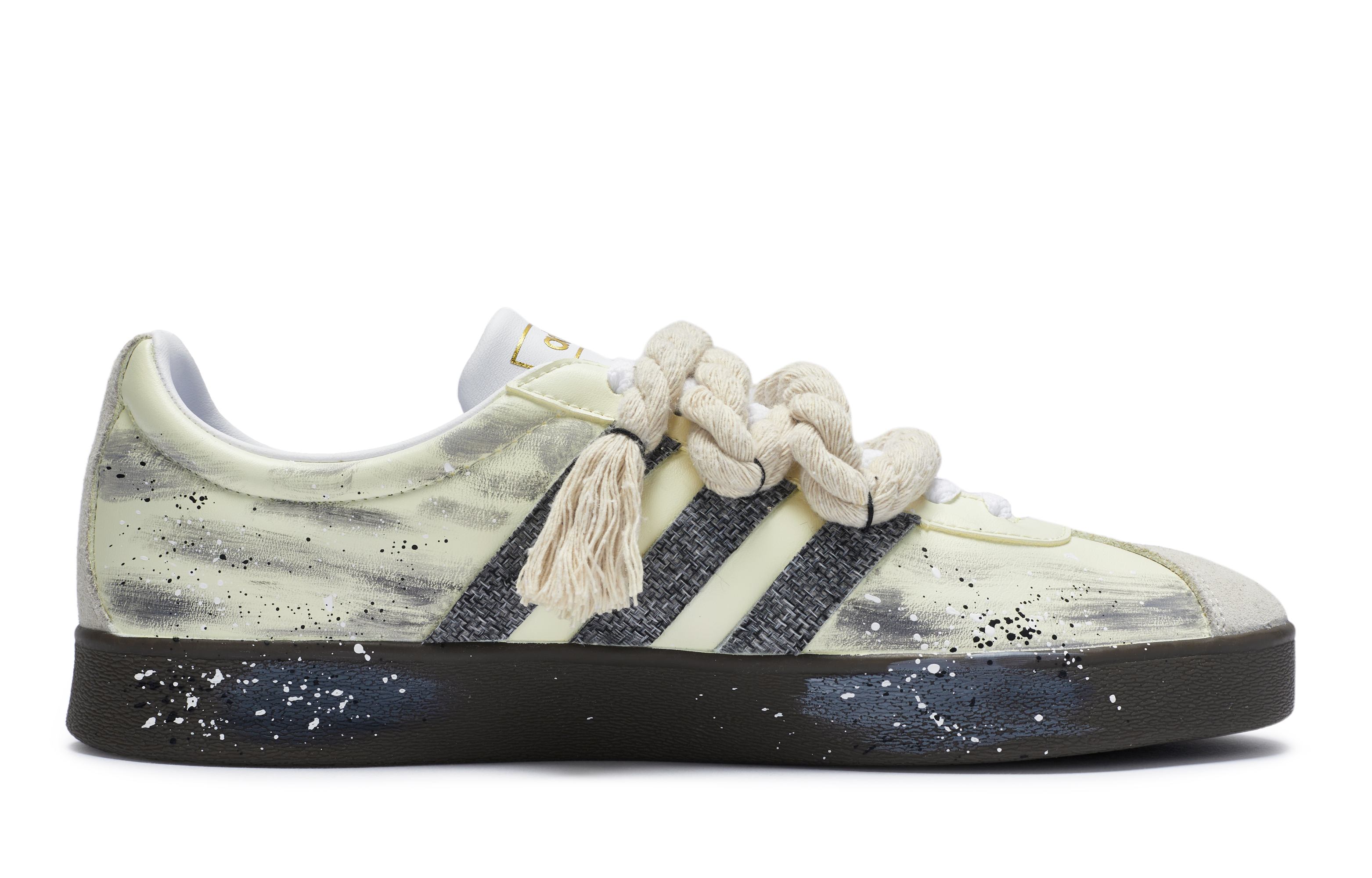 Lookbook 【定製球鞋】adidas neo Vl Court 811製作 早期信念 荒漠風 低筒 板鞋 男女款 奶黃灰