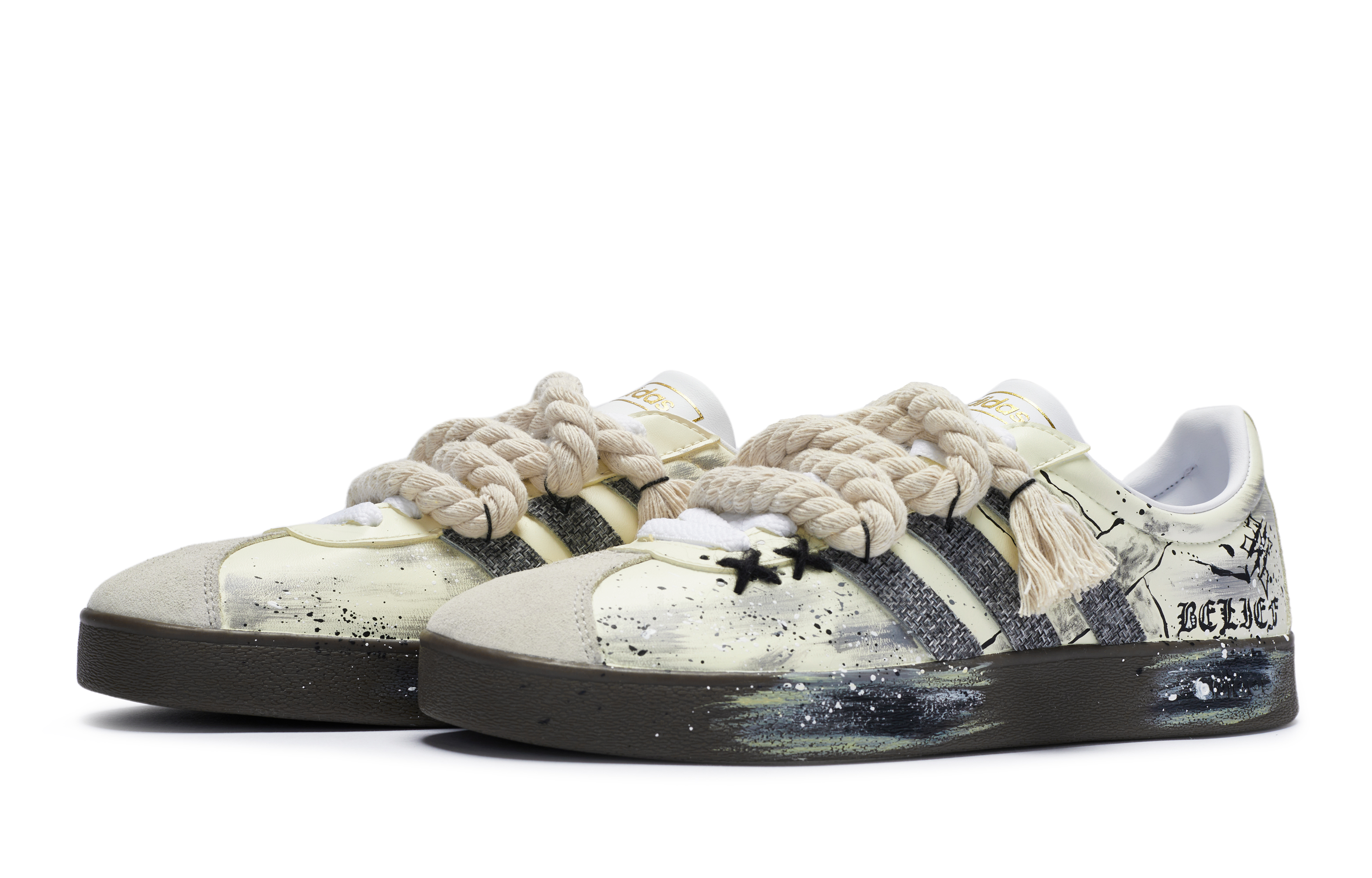 Shop 【定製球鞋】adidas neo Vl Court 811製作 早期信念 荒漠風 低筒 板鞋 男女款 奶黃灰